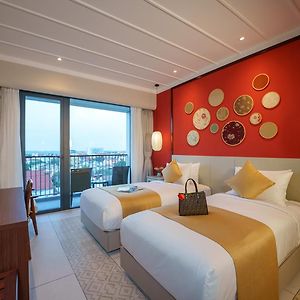 Deluxe Family Connecting Twin Room